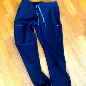 FIGS Yola Skinny Scrub Pants